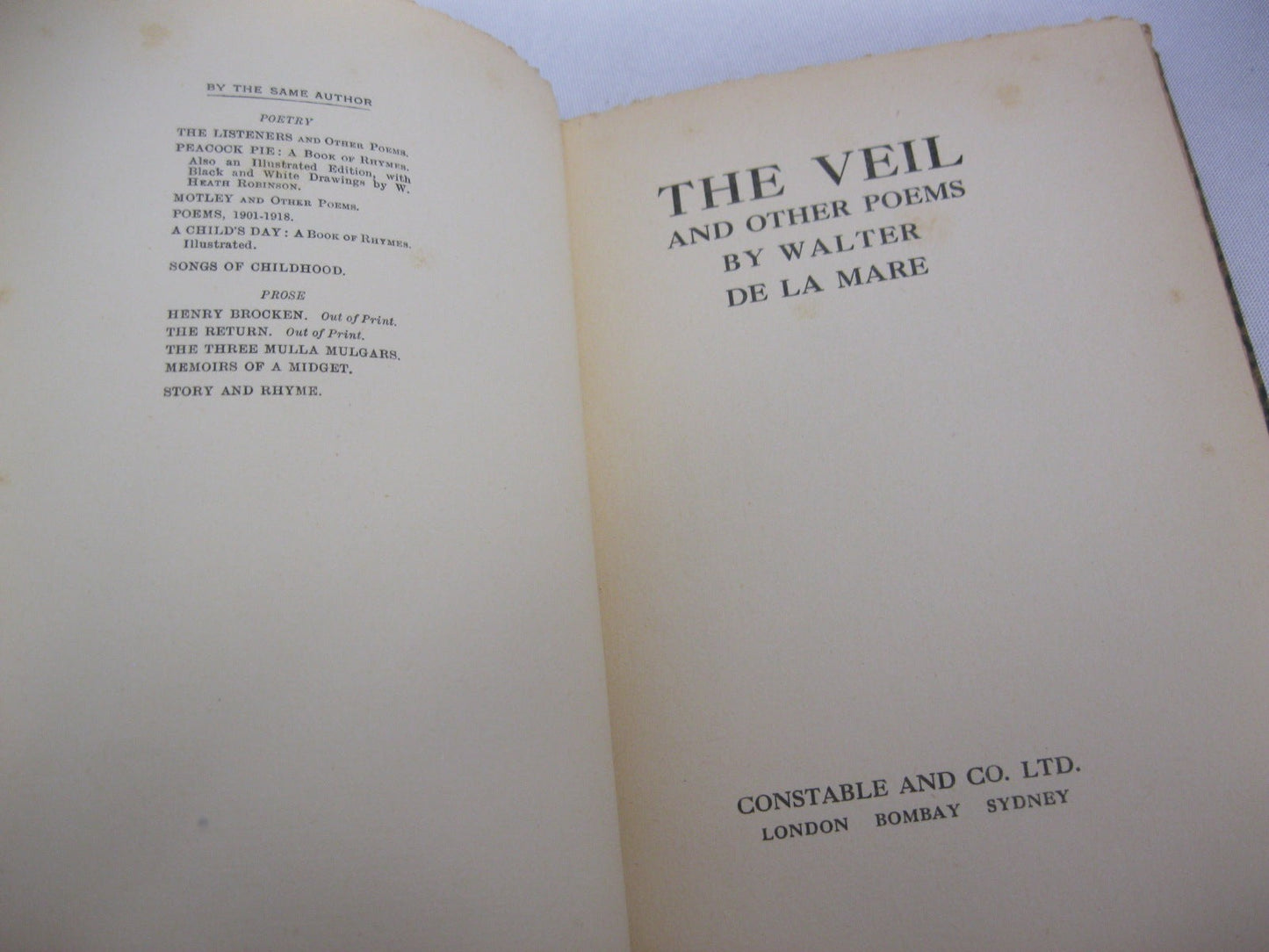 The Veil and other poems by Walter de la Mare