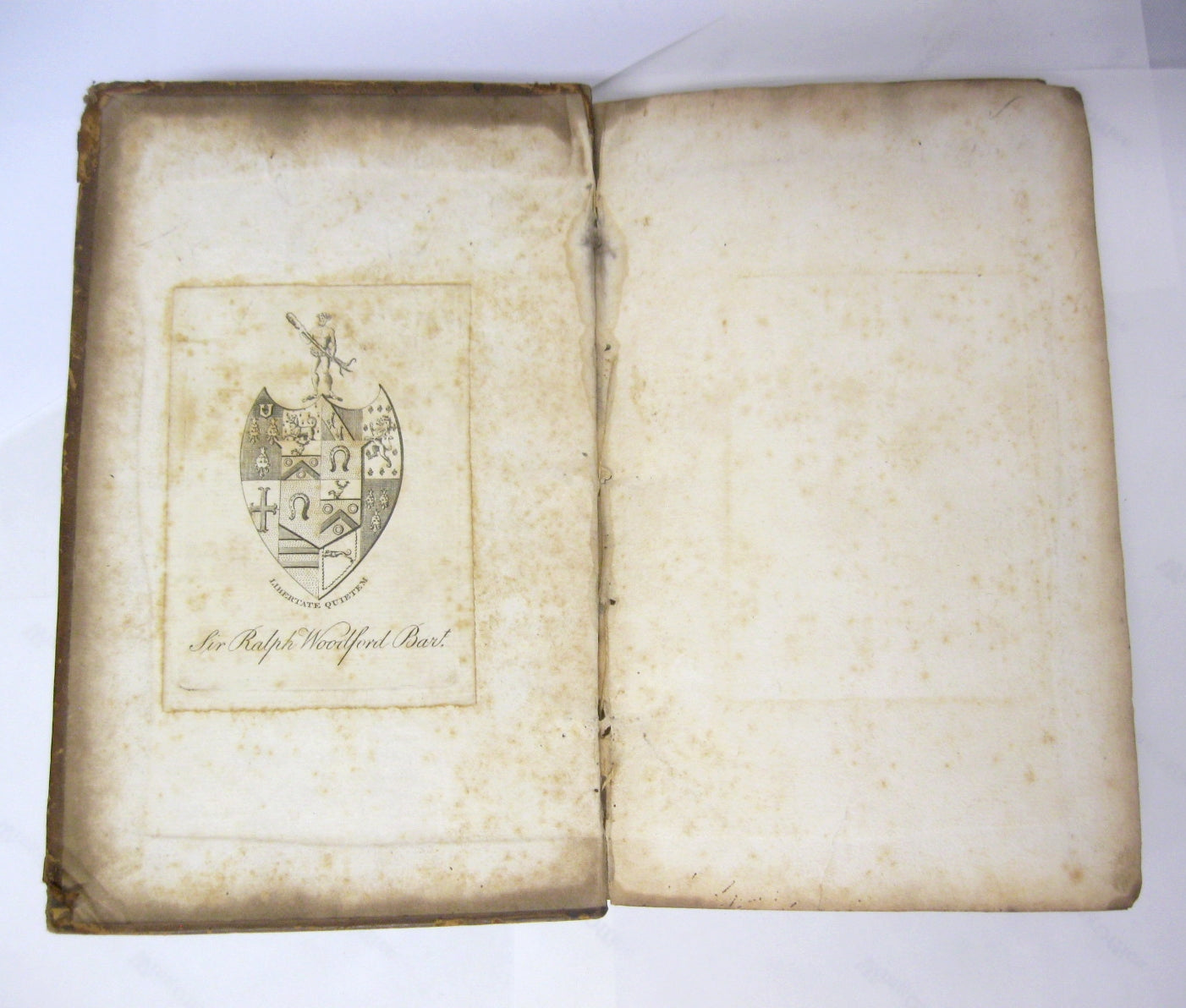 Character & Customs of English & French by Beat Louis de Muralt