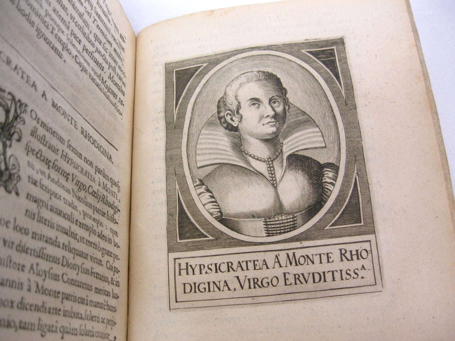 Patavini Episcopi Aemoniensis Elogia by Iacobi Philippi Tomasini