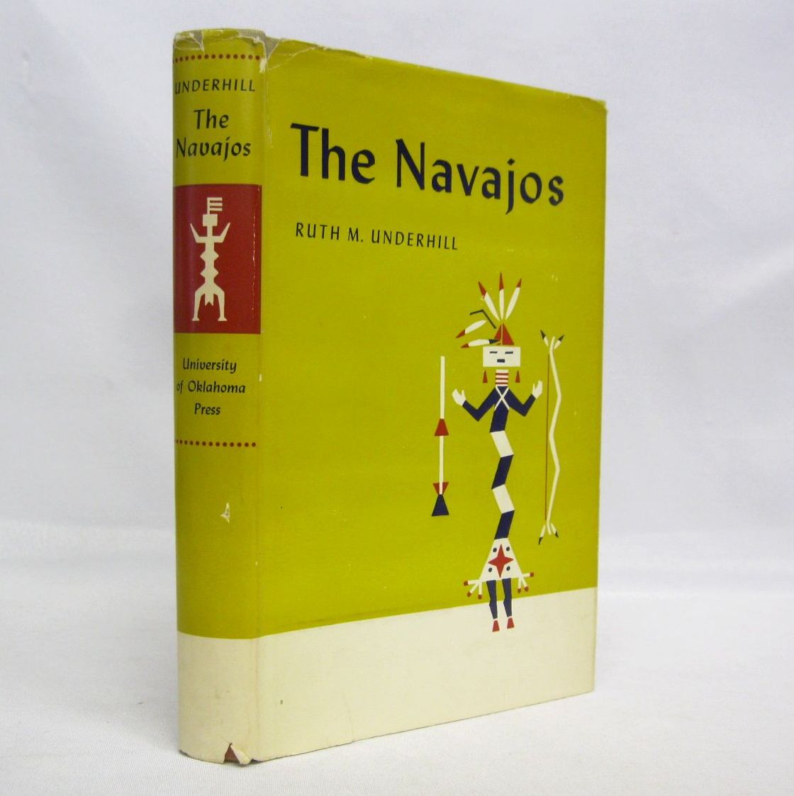 The Navajos by Ruth M Underhill