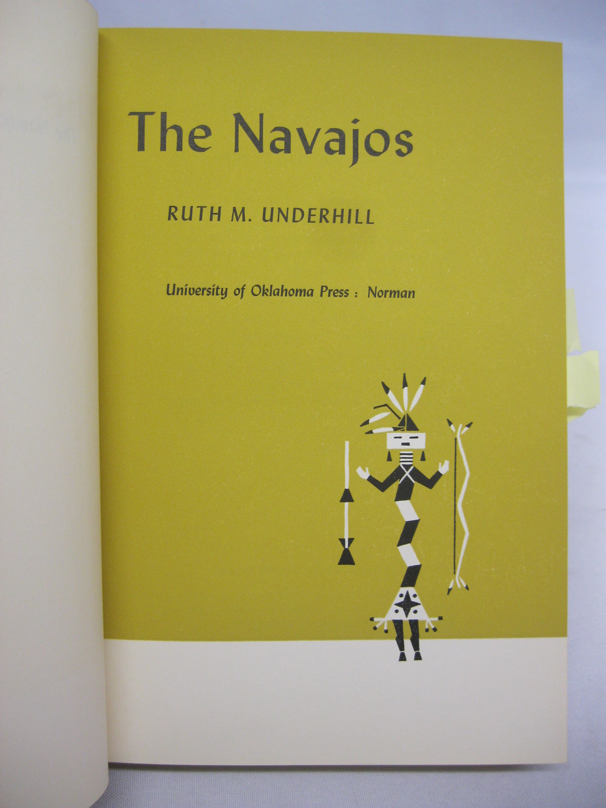 The Navajos by Ruth M Underhill