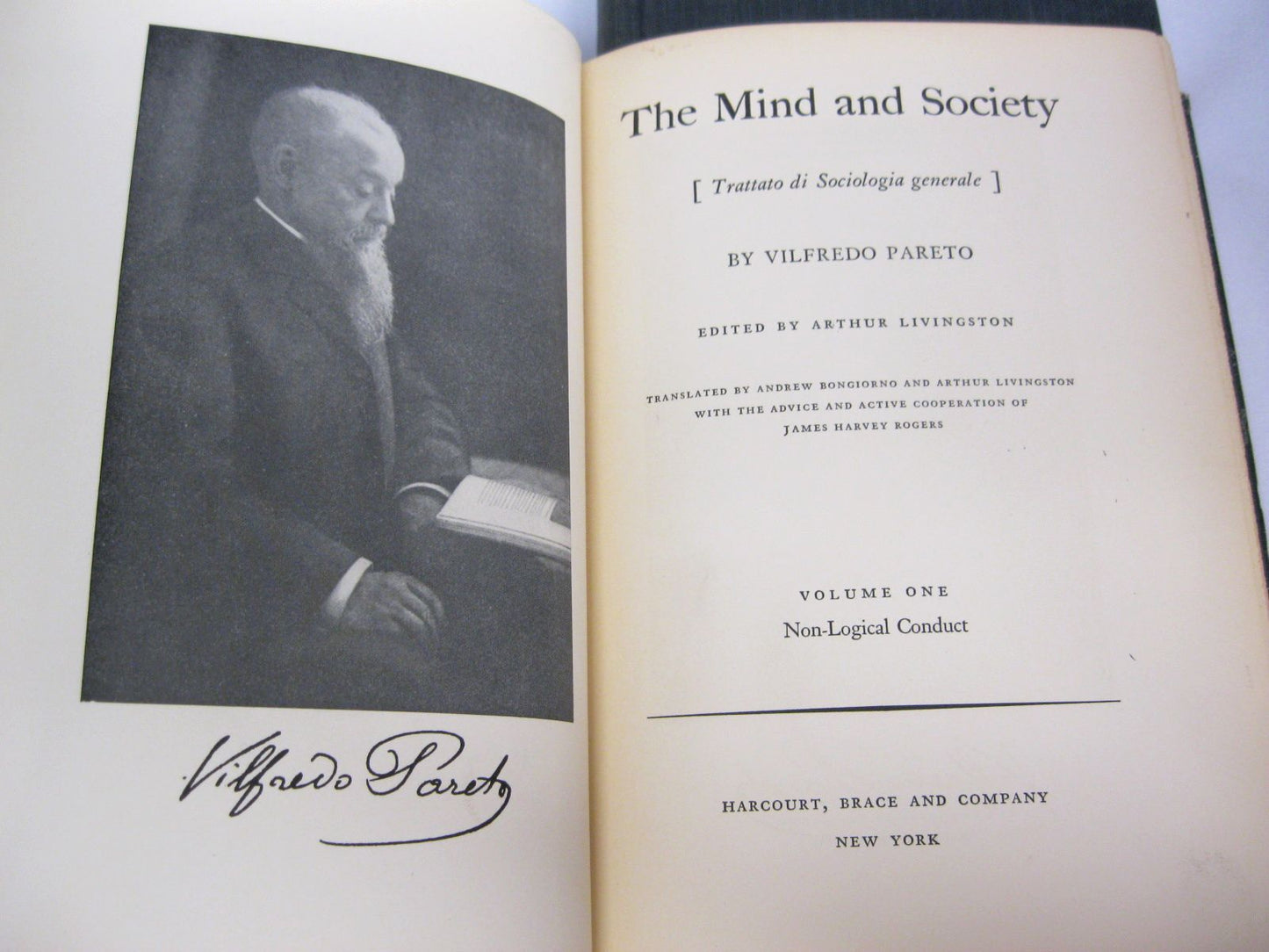 The Mind & Society by Vilfredo Pareto [Daniel Bell's copy]