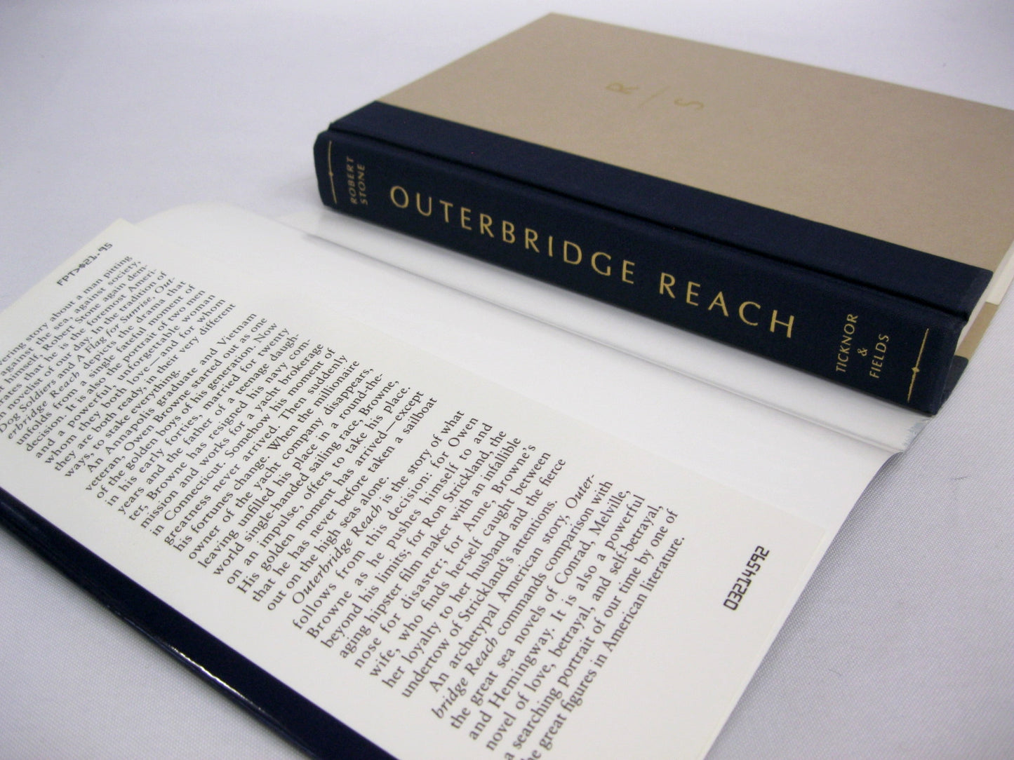 Outerbridge Reach by Robert Stone